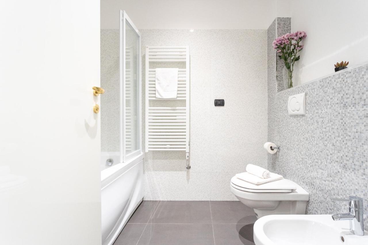 White Flat In Como City Center By Rent All Como Exterior foto